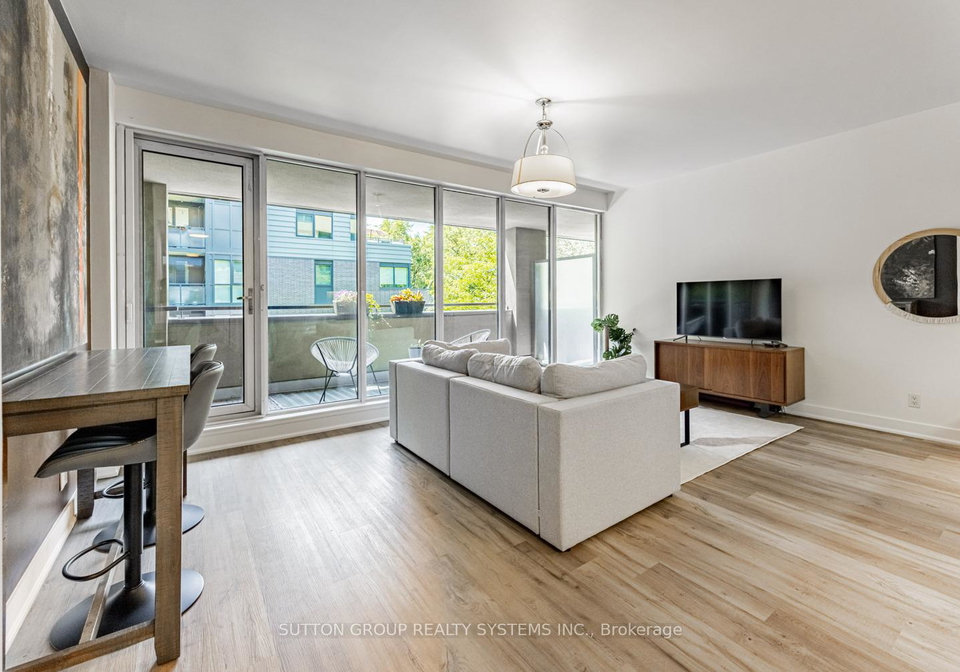 25-ritchie-avenue-toronto-ontario-w12339386
