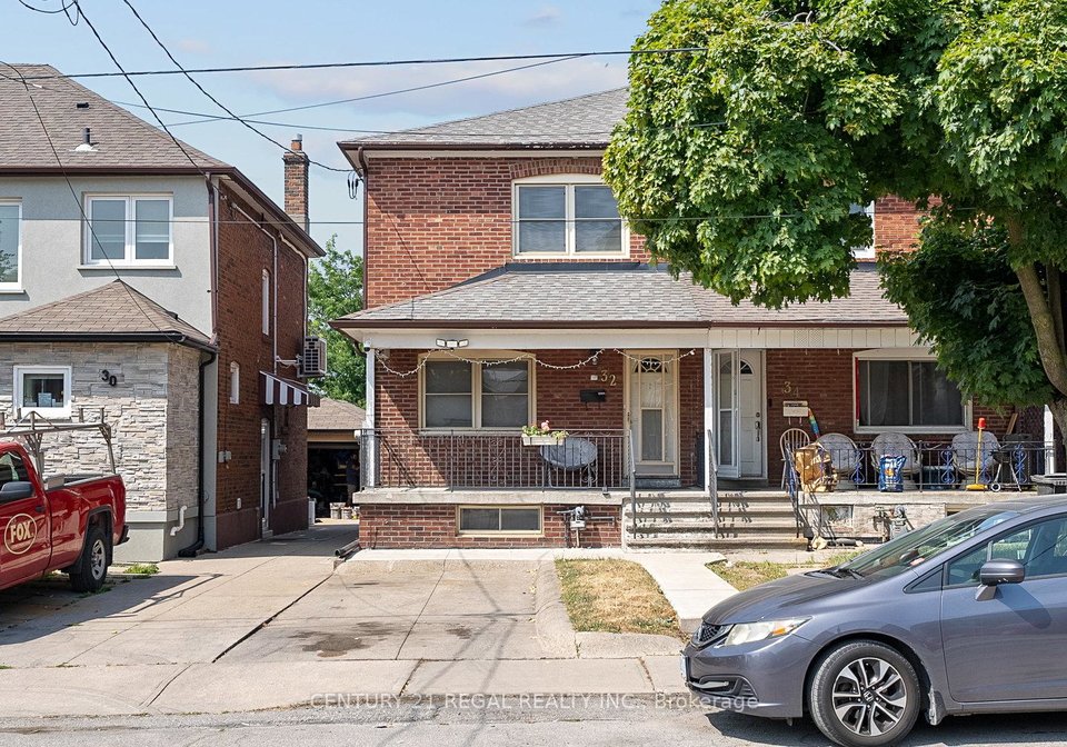 32-chamberlain-avenue-north-york-ontario-w12339433