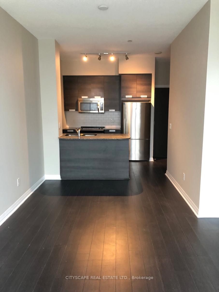 75-eglinton-avenue-w-mississauga-ontario-w12339438