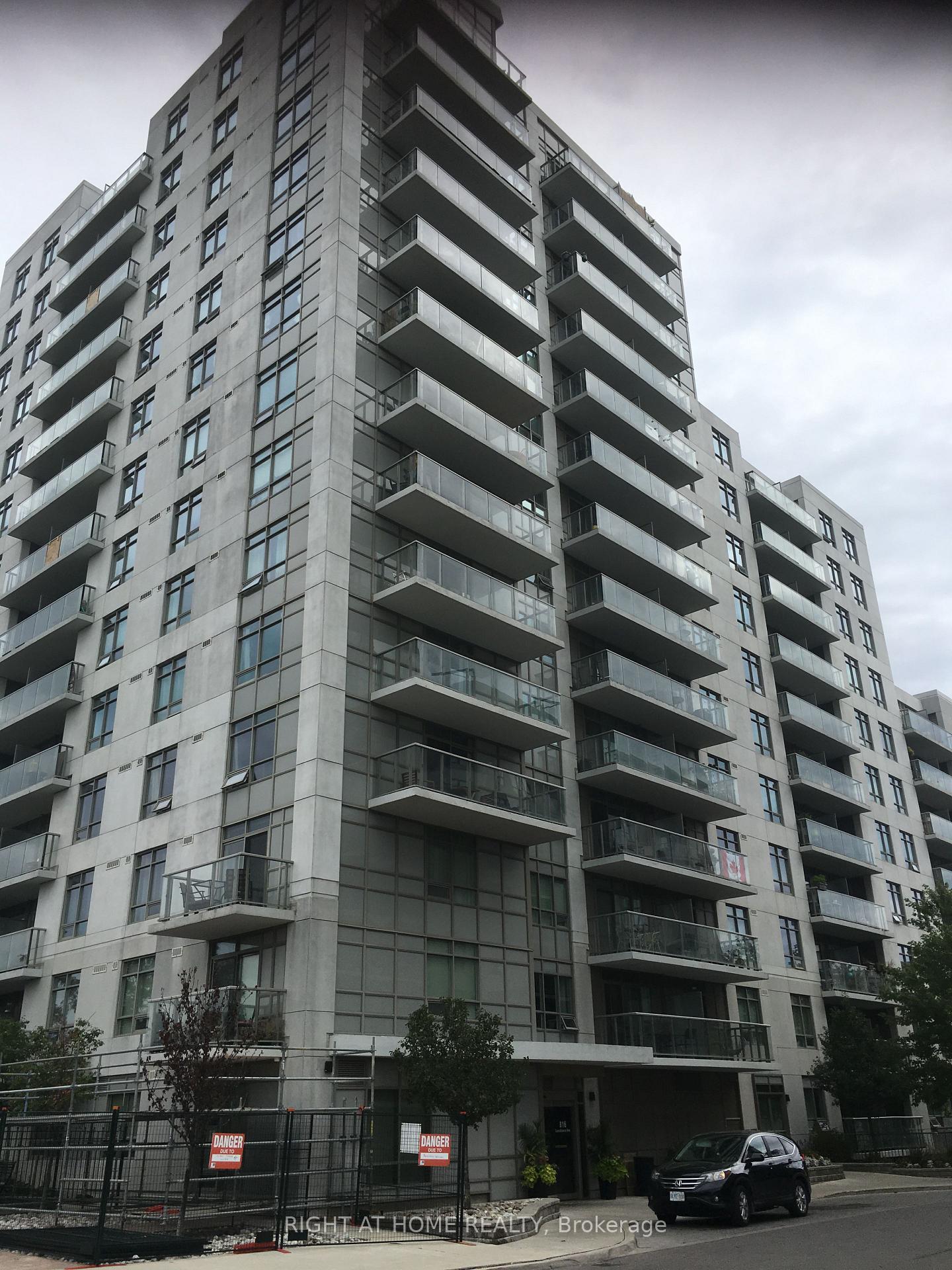 816-n-lansdowne-avenue-n-toronto-ontario-w12339744