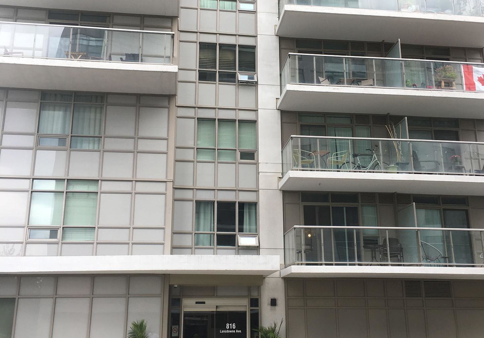 816-n-lansdowne-avenue-n-toronto-ontario-w12339744