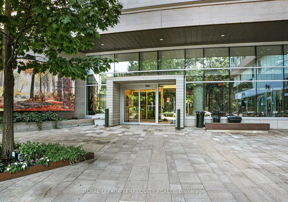 1830-bloor-street-w-toronto-ontario-w12339759