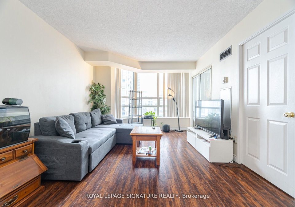 250-webb-drive-mississauga-ontario-w12339775