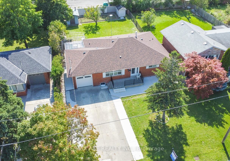 19-swanhurst-boulevard-mississauga-ontario-w12339854