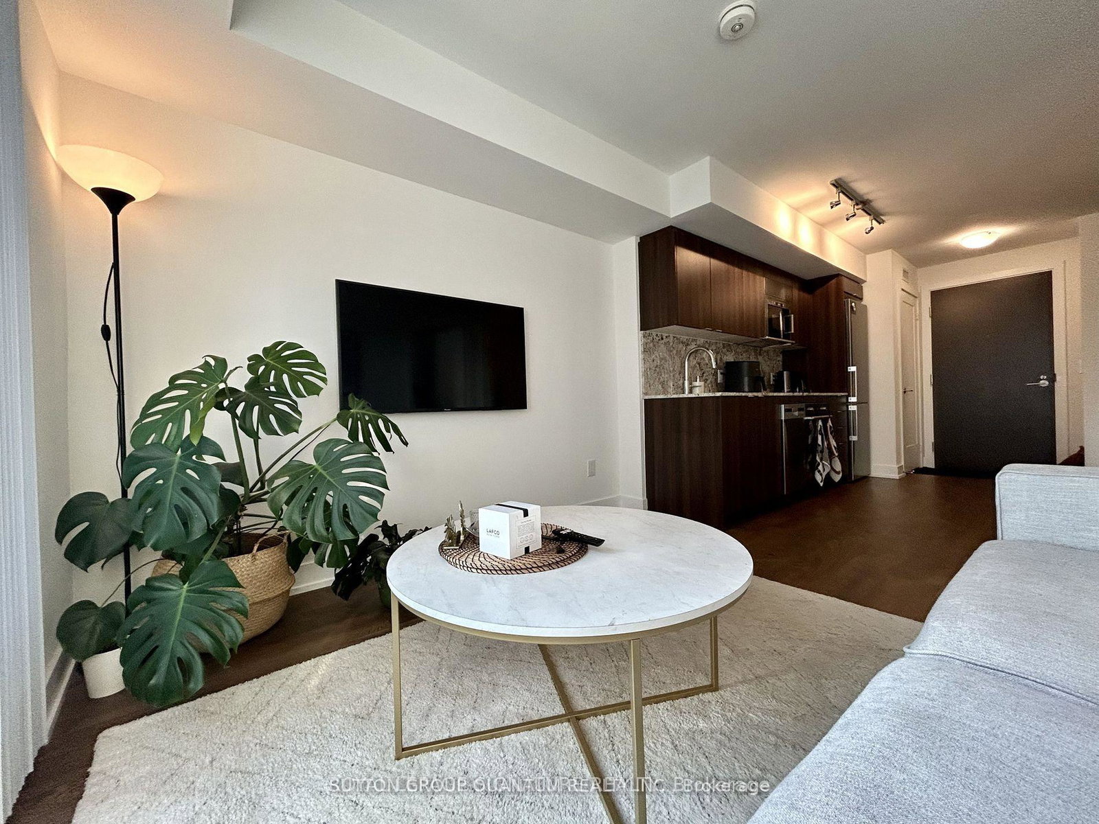 5-mabelle-avenue-etobicoke-ontario-w12339917