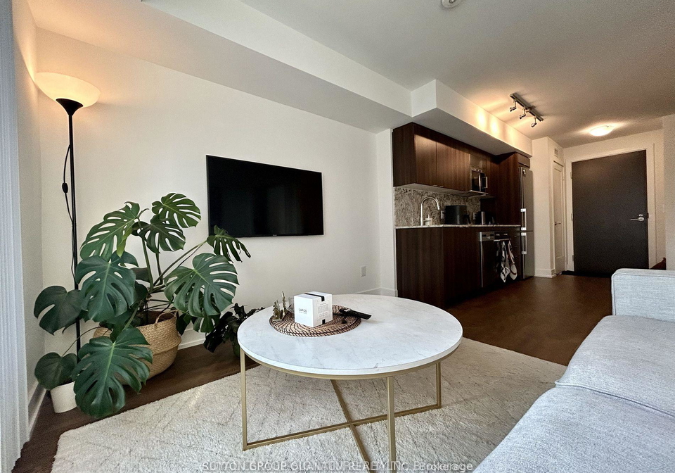 5-mabelle-avenue-etobicoke-ontario-w12339917