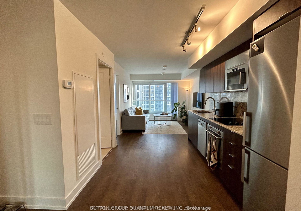 5-mabelle-avenue-etobicoke-ontario-w12339917