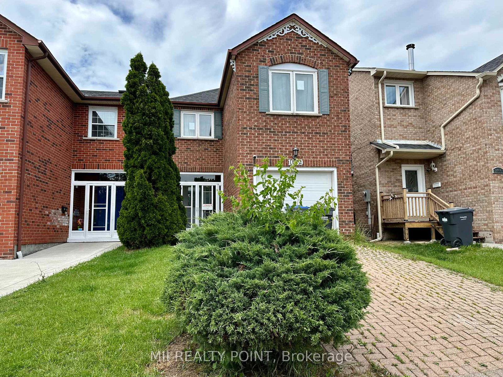 1059-lucerne-crescent-mississauga-ontario-w12340196