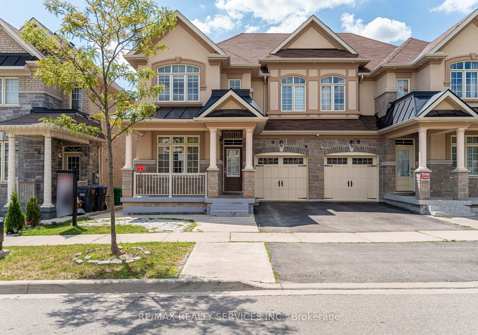 11-villadowns-trail-brampton-ontario-w12340433