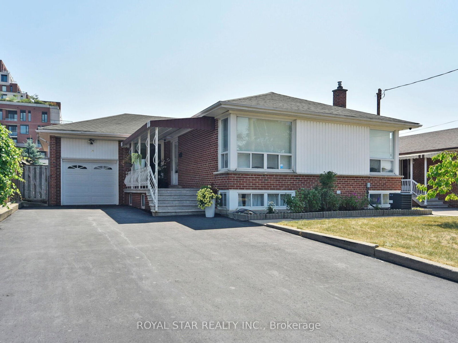 25-diana-drive-york-ontario-w12340499