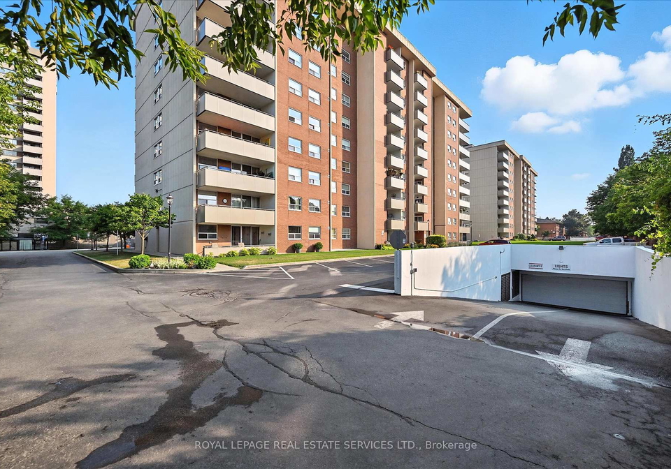 1425-ghent-avenue-burlington-ontario-w12340580