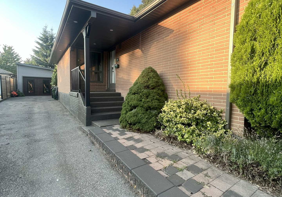 18-fletcher-place-etobicoke-ontario-w12340595