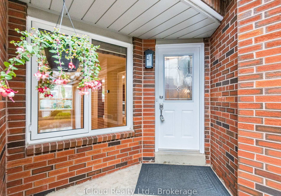2771-lindholm-crescent-mississauga-ontario-w12340983