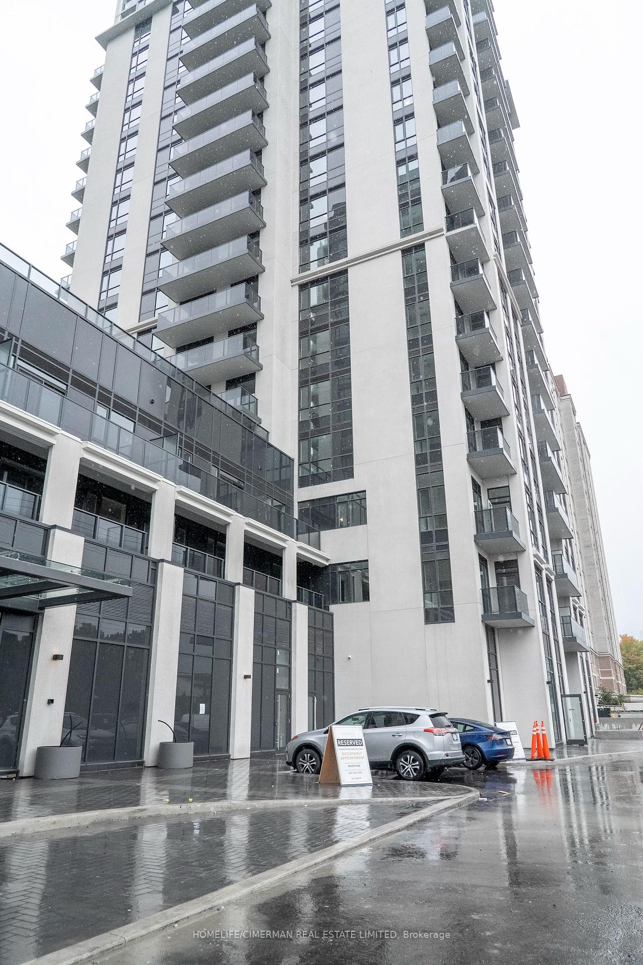 202-burnhamthorpe-road-e-mississauga-ontario-w12341211