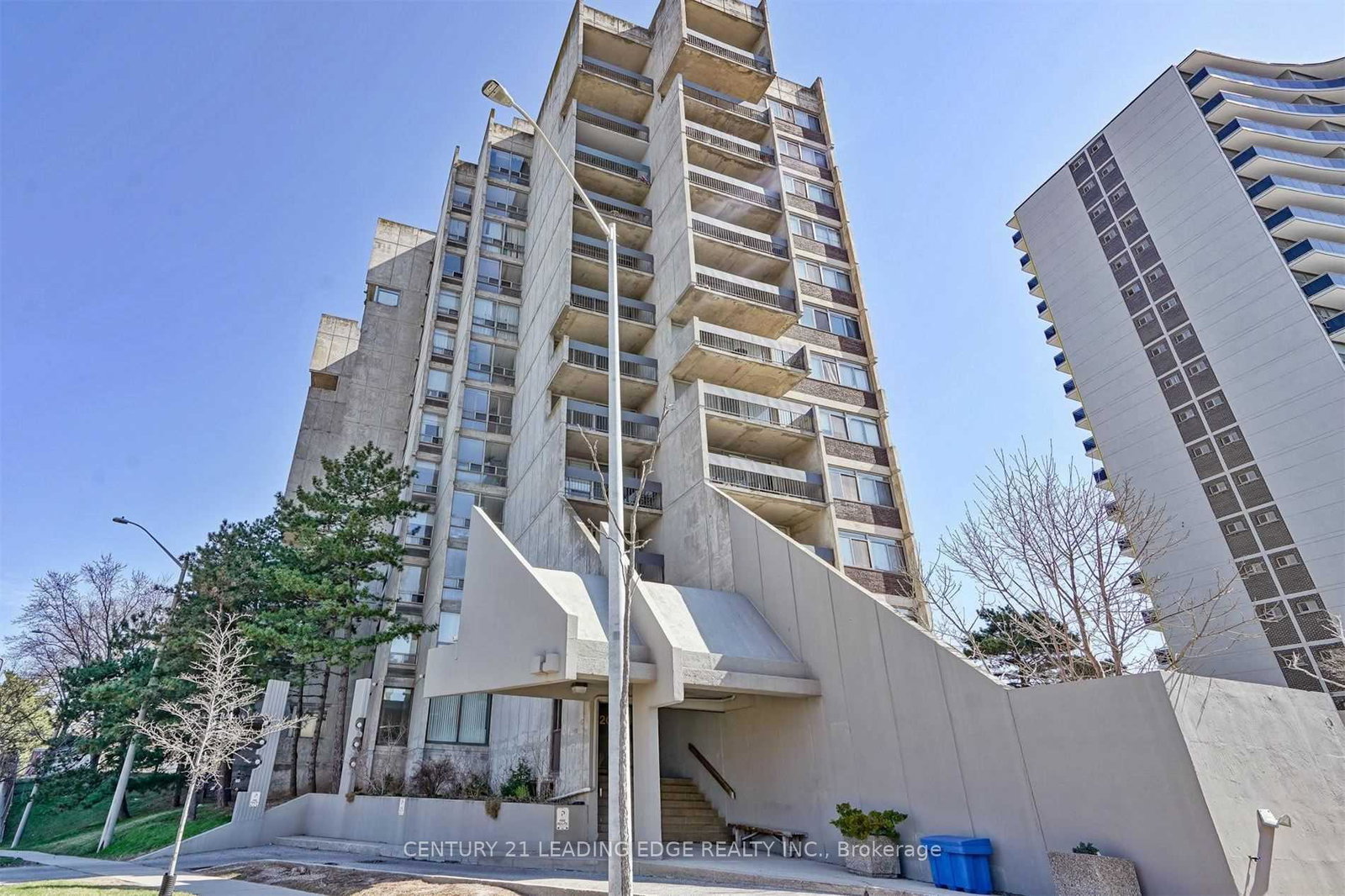 20-speers-road-oakville-ontario-w12341508