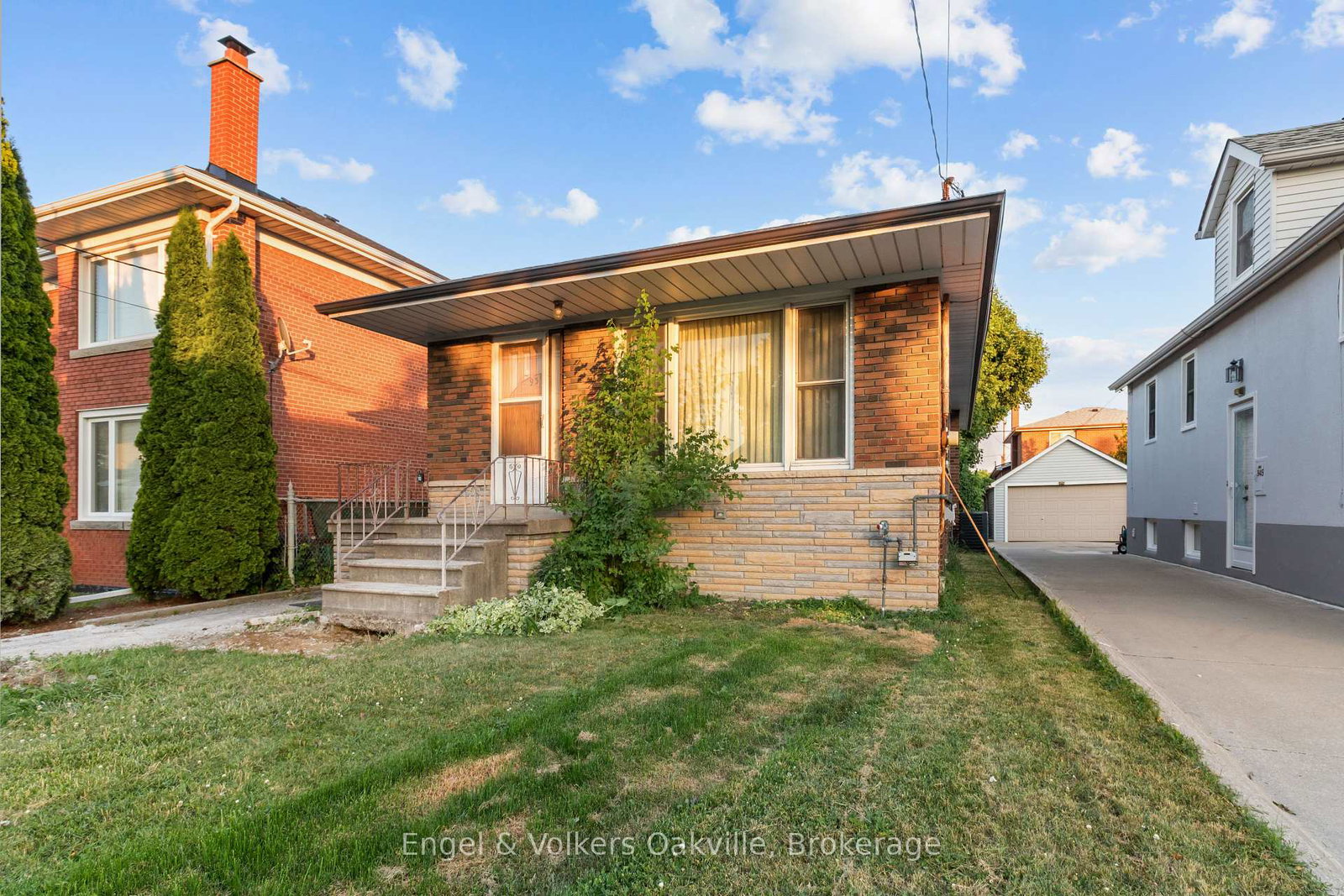939-glencairn-avenue-north-york-ontario-w12341671