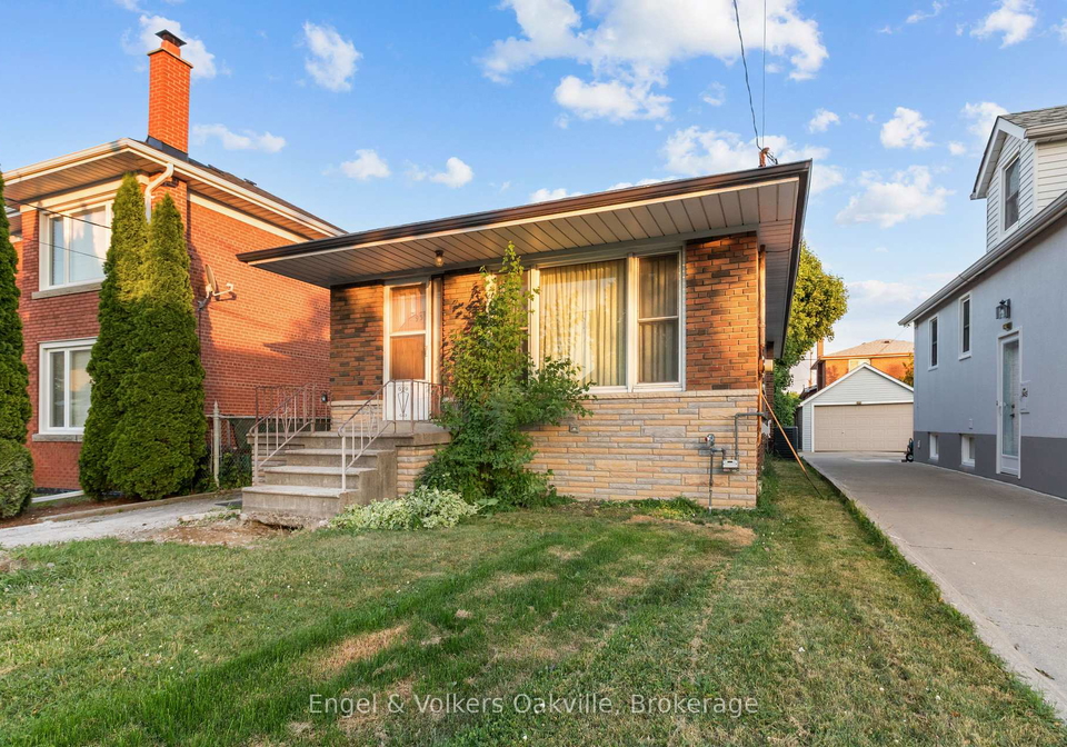 939-glencairn-avenue-north-york-ontario-w12341671