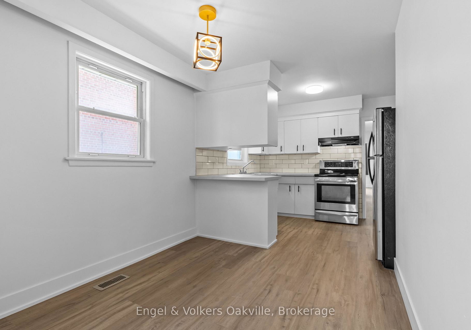 939-glencairn-avenue-north-york-ontario-w12341671