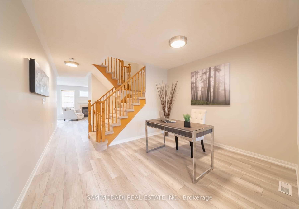 639-kerr-trail-milton-ontario-w12342138
