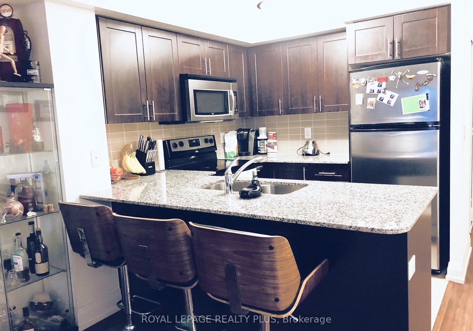 1060-sheppard-avenue-w-york-ontario-w12342347