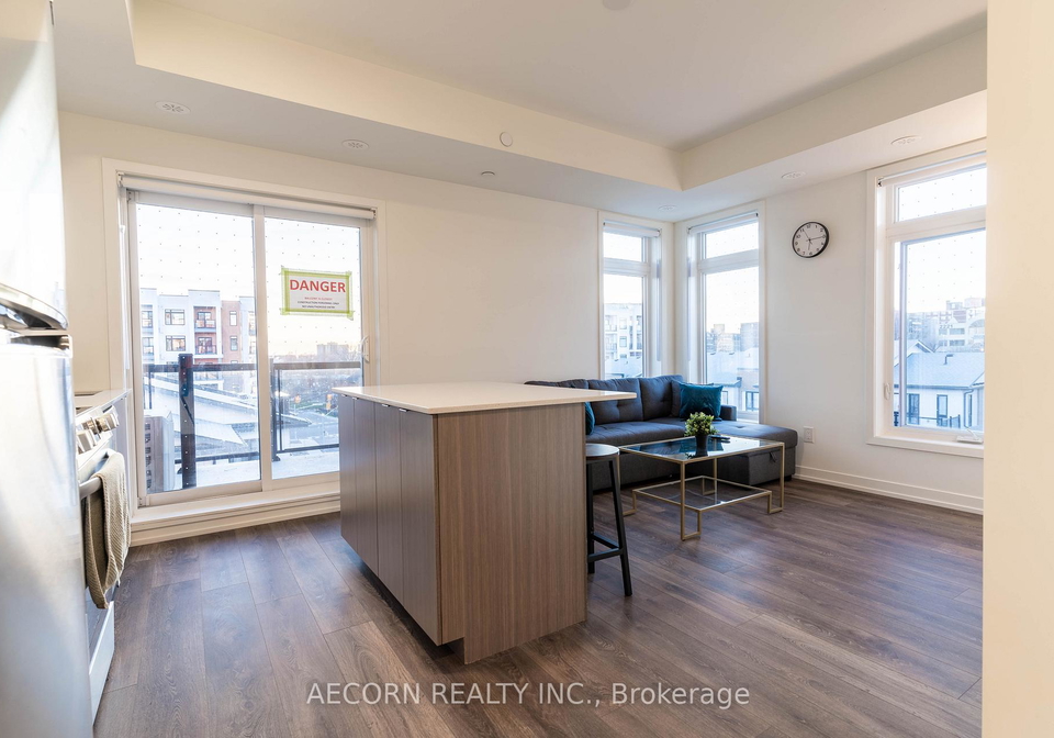 135-canon-jackson-drive-north-york-ontario-w12342416