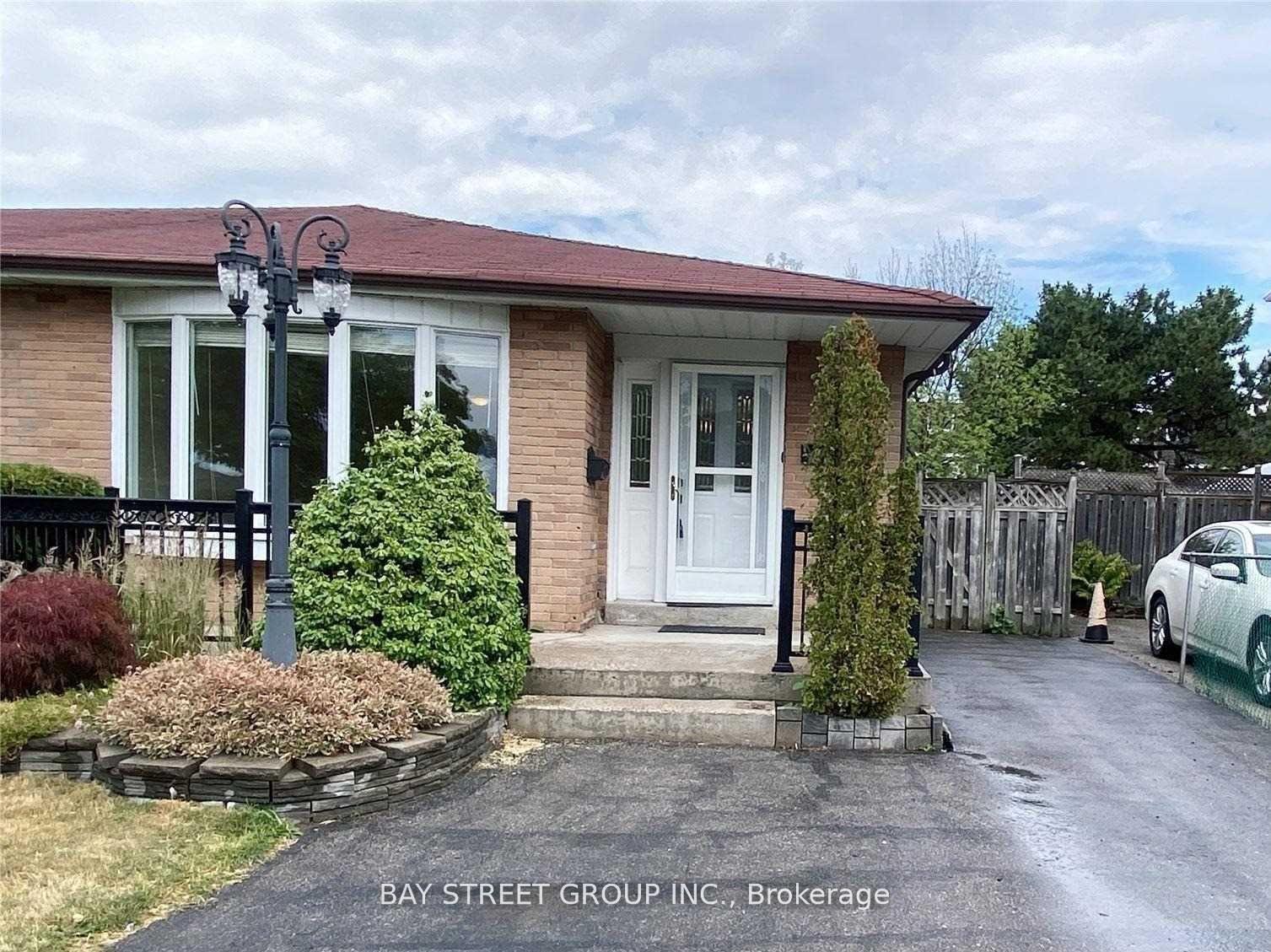 841-consort-crescent-mississauga-ontario-w12342602