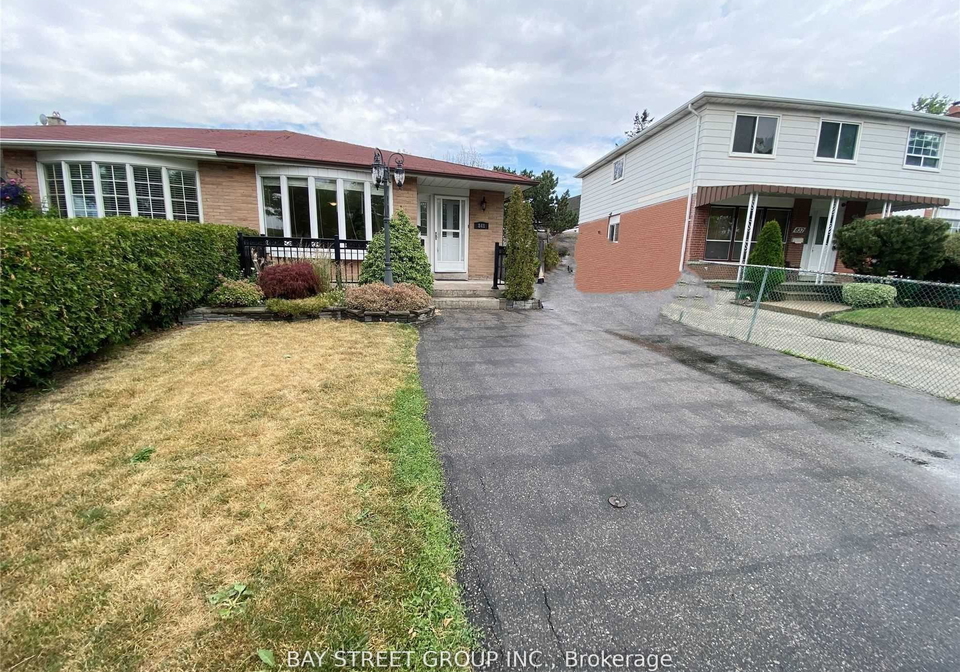 841-consort-crescent-mississauga-ontario-w12342602