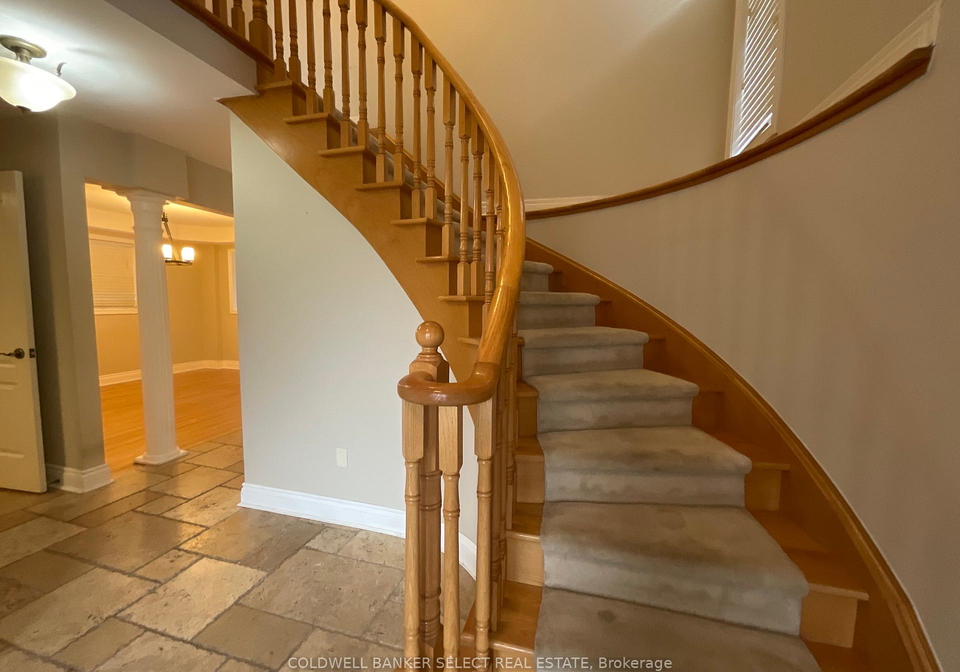11-shangrila-terrace-caledon-ontario-w12342643