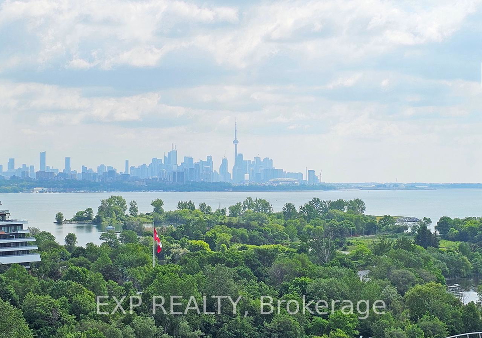 2240-lakeshore-boulevard-w-etobicoke-ontario-w12342917