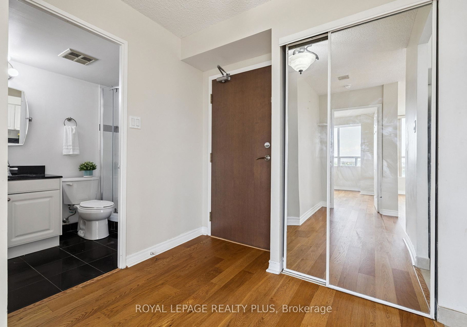 50-kingsbridge-garden-circle-mississauga-ontario-w12343049