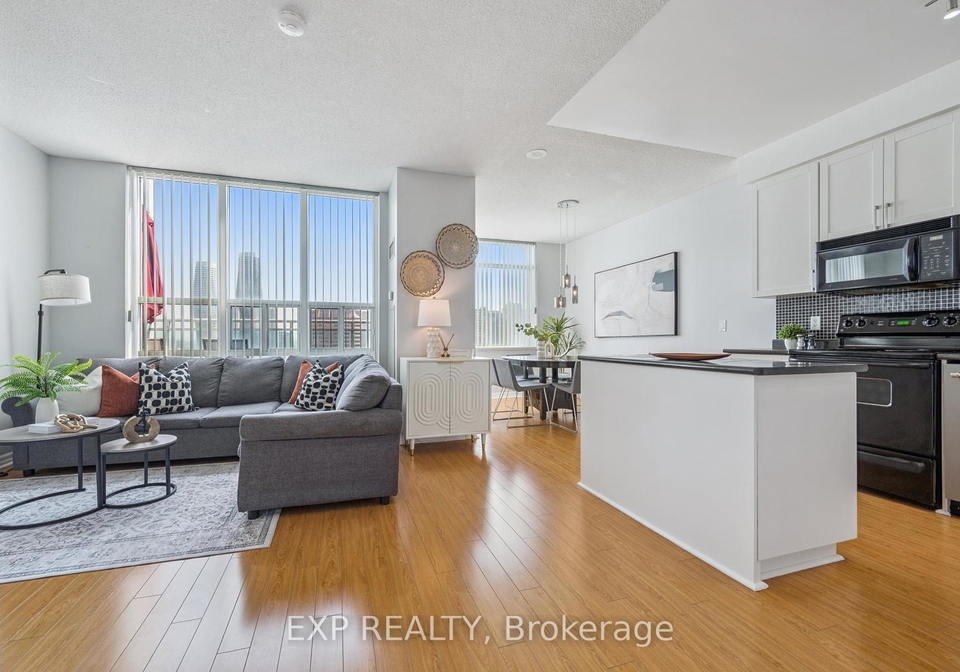 220-burnhamthorpe-road-w-mississauga-ontario-w12343679