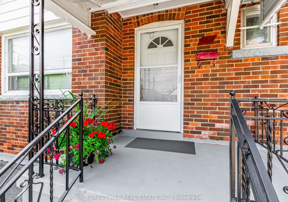 1191-roselawn-avenue-north-york-ontario-w12343696