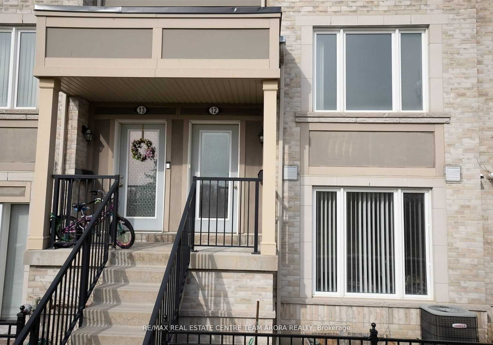 60-fairwood-circle-brampton-ontario-w12343971