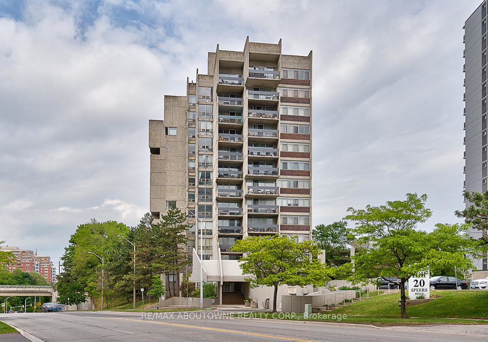 20-speers-road-oakville-ontario-w12344101