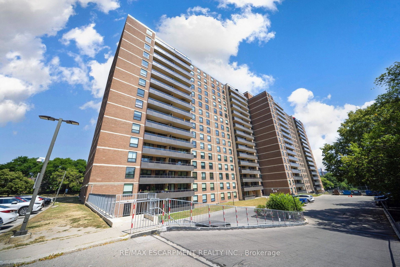 15-la-rose-avenue-etobicoke-ontario-w12344173