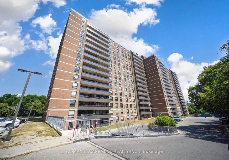 15-la-rose-avenue-etobicoke-ontario-w12344173