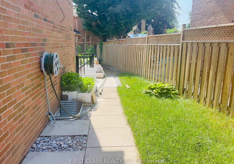 2884-folkway-drive-mississauga-ontario-w12344977