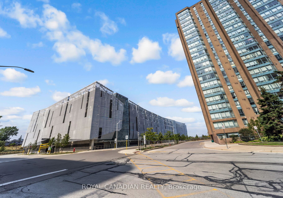 115-hillcrest-avenue-mississauga-ontario-w12344992
