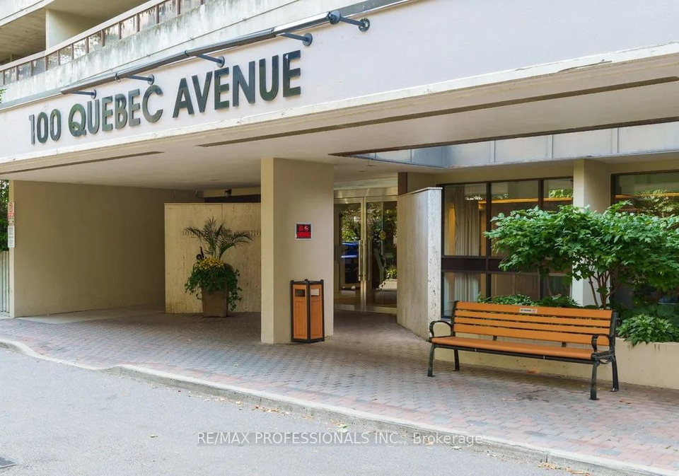 100-quebec-avenue-toronto-ontario-w12345287