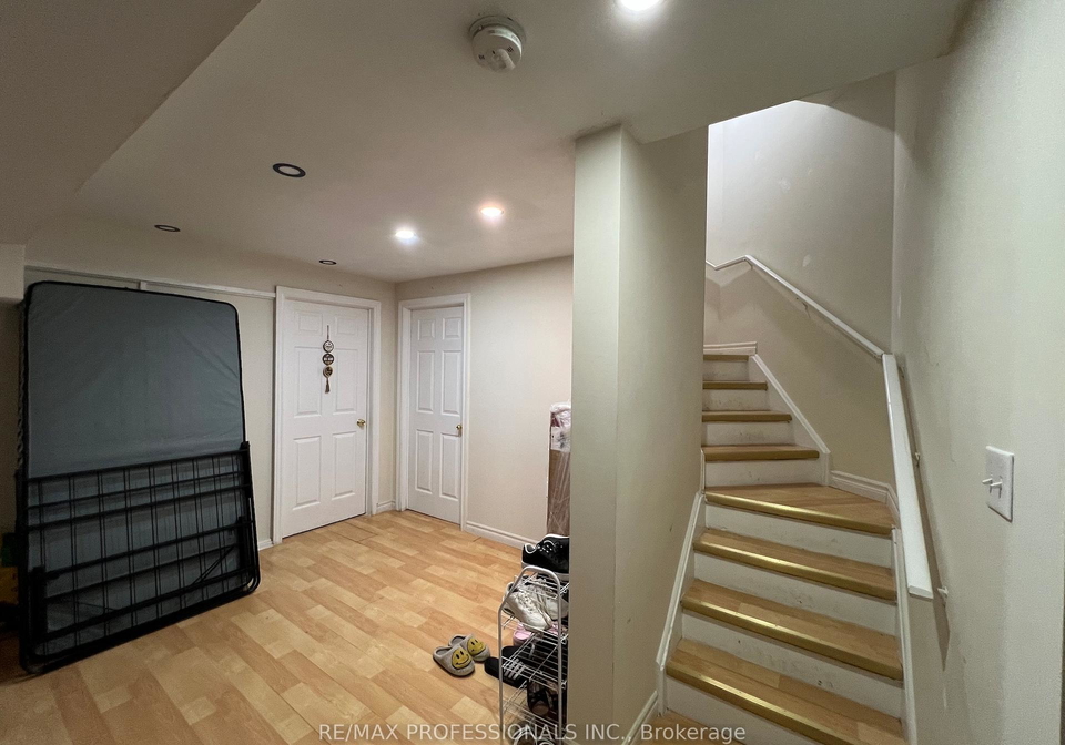 3895-henrietta-way-mississauga-ontario-w12345417