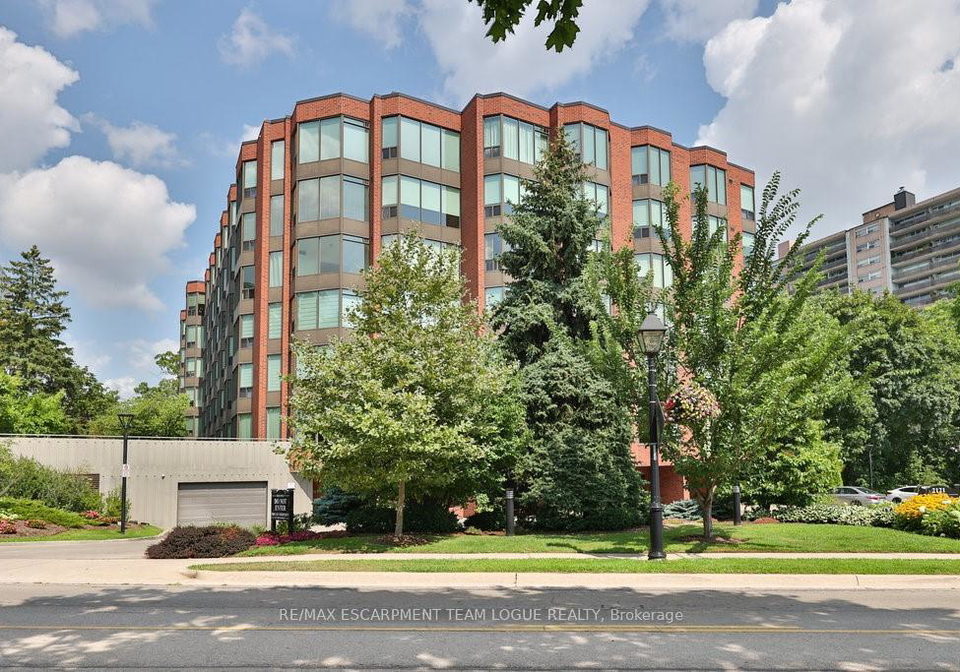 2121-lakeshore-road-burlington-ontario-w12345423