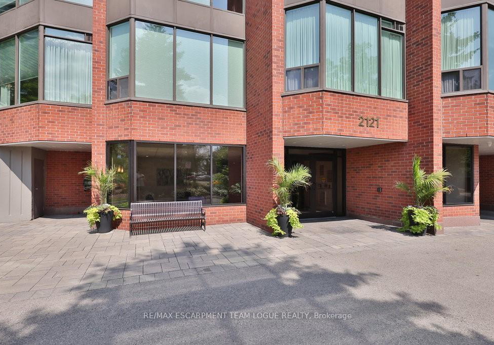 2121-lakeshore-road-burlington-ontario-w12345423