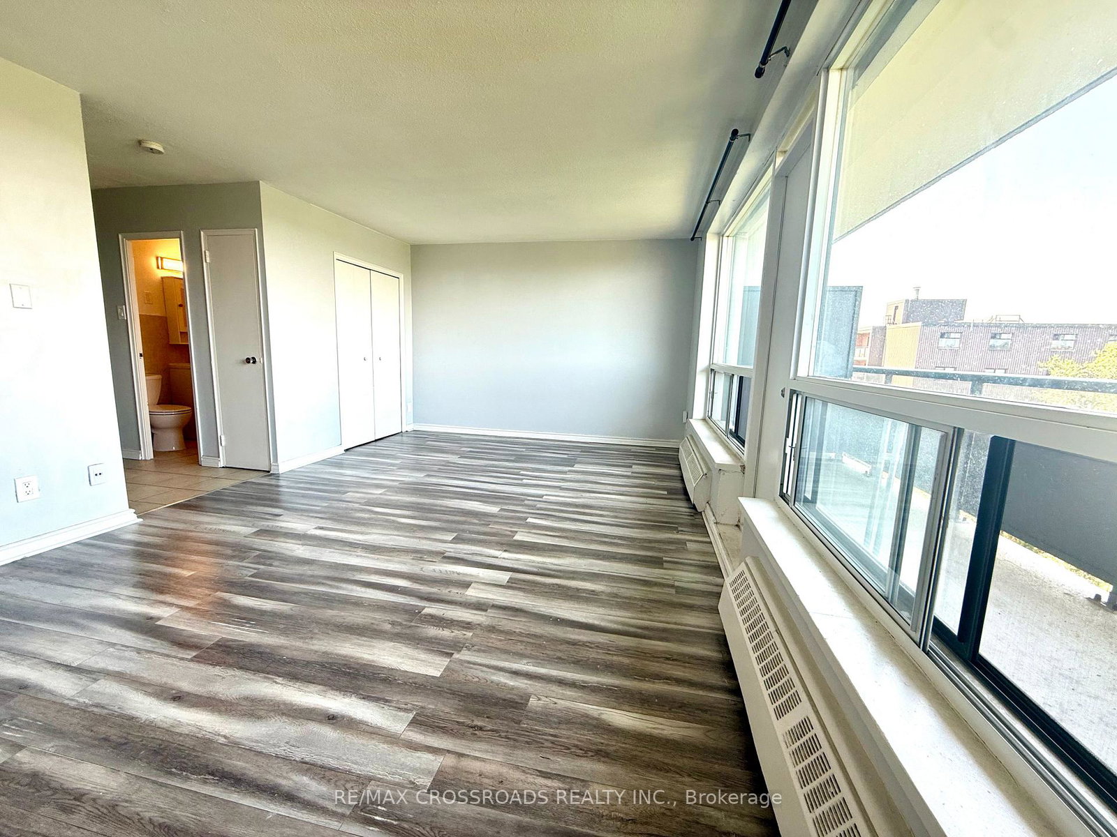 363-lakeshore-road-e-mississauga-ontario-w12345487