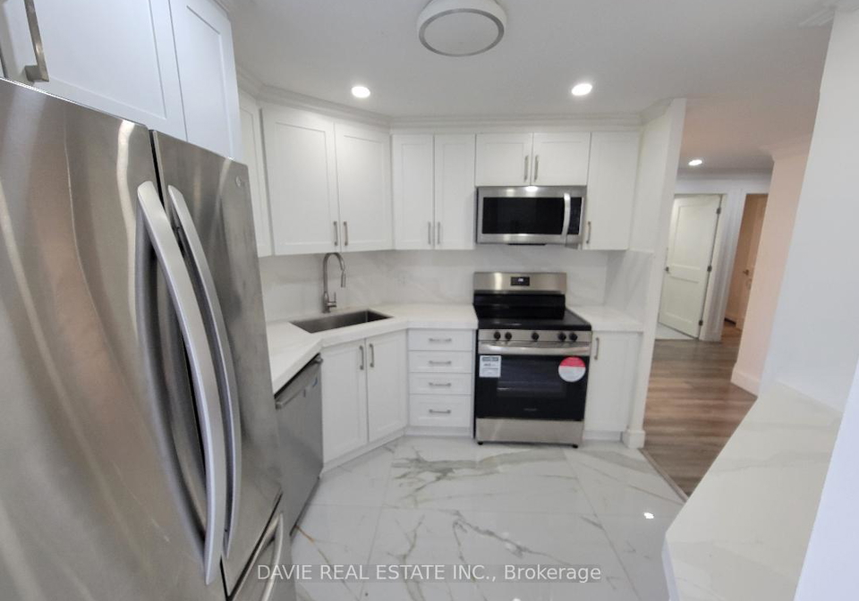 41-markbrook-lane-etobicoke-ontario-w12345654