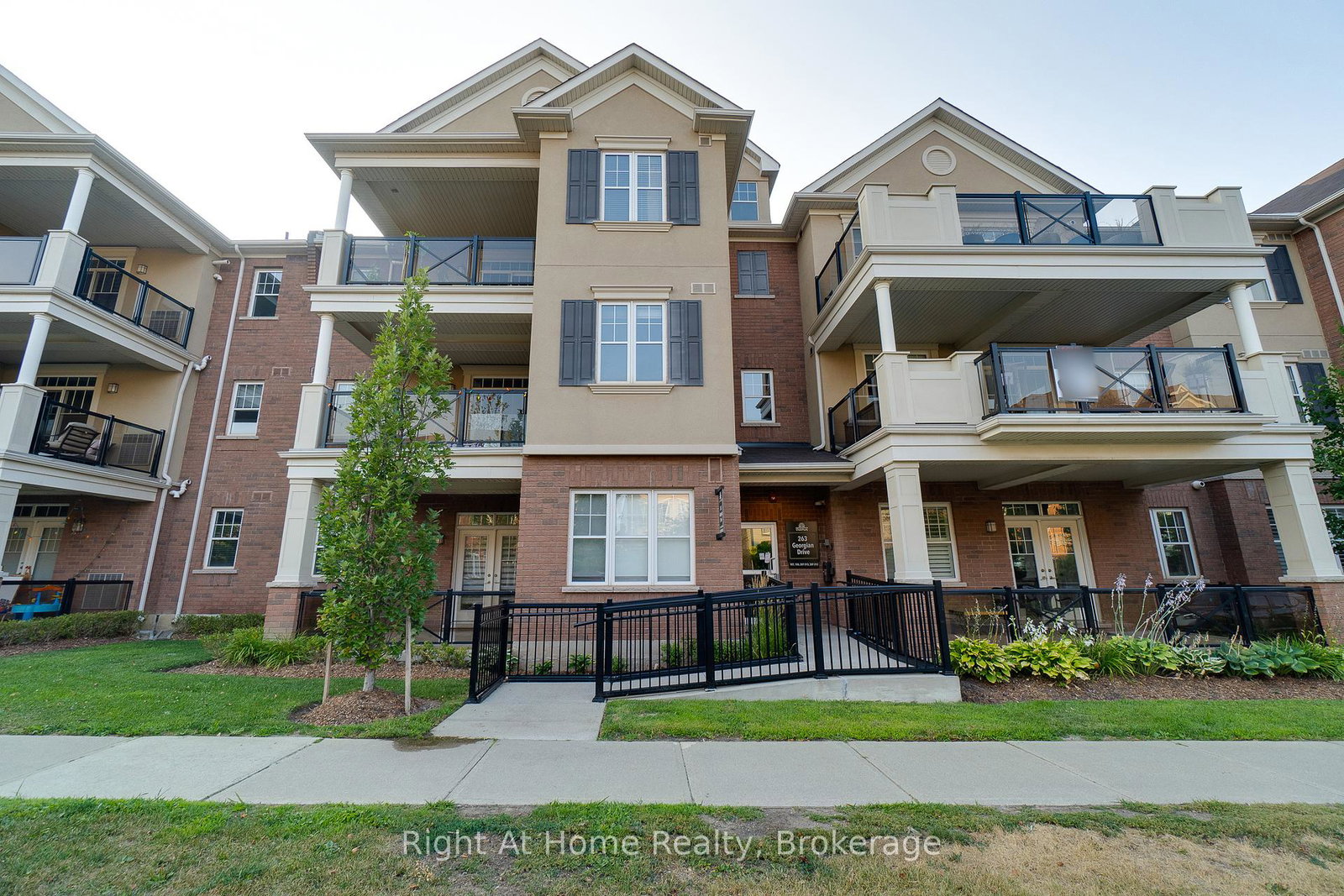 263-georgian-drive-s-oakville-ontario-w12345703