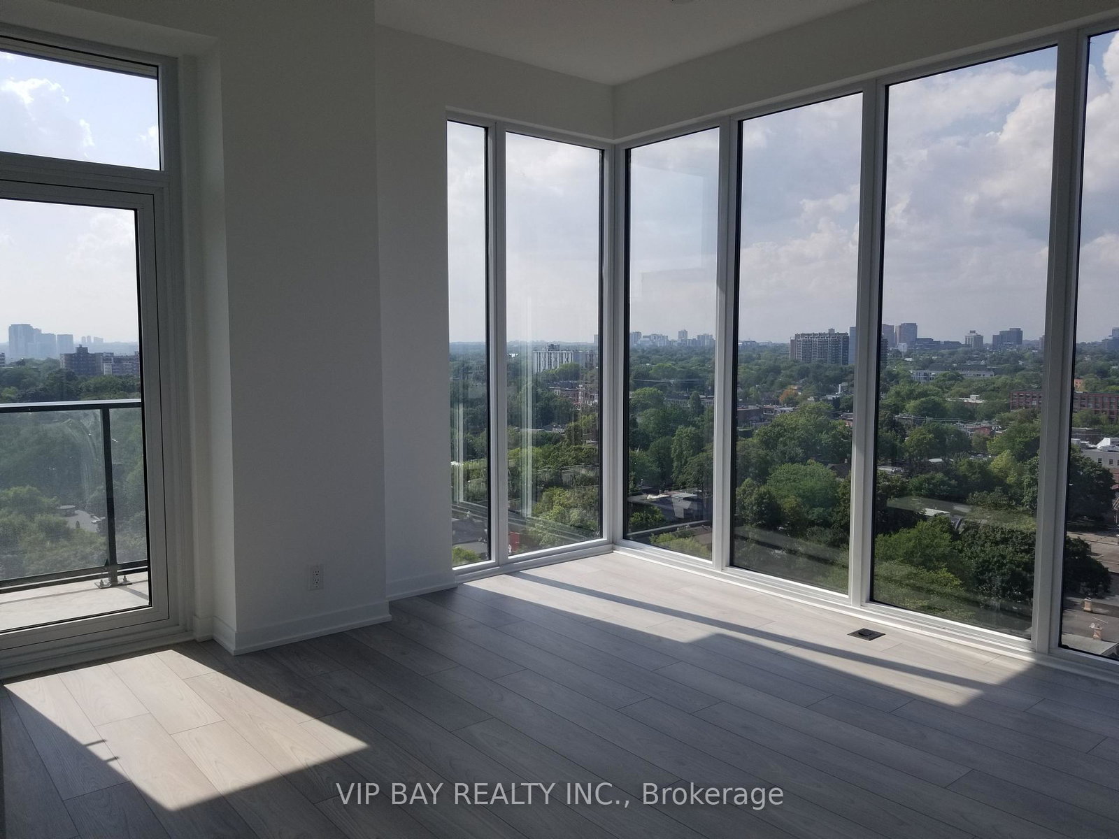 285-dufferin-street-toronto-ontario-w12345743