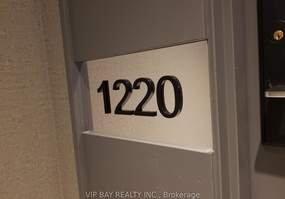 285-dufferin-street-toronto-ontario-w12345743