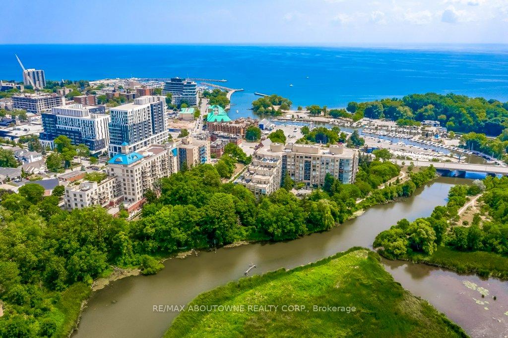 2511-lakeshore-road-w-oakville-ontario-w12345789