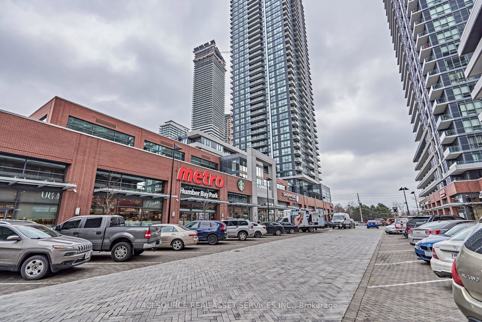 2220-lake-shore-boulevard-w-etobicoke-ontario-w12346001