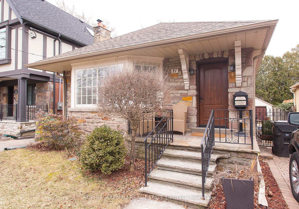 21-van-dusen-boulevard-etobicoke-ontario-w12346028